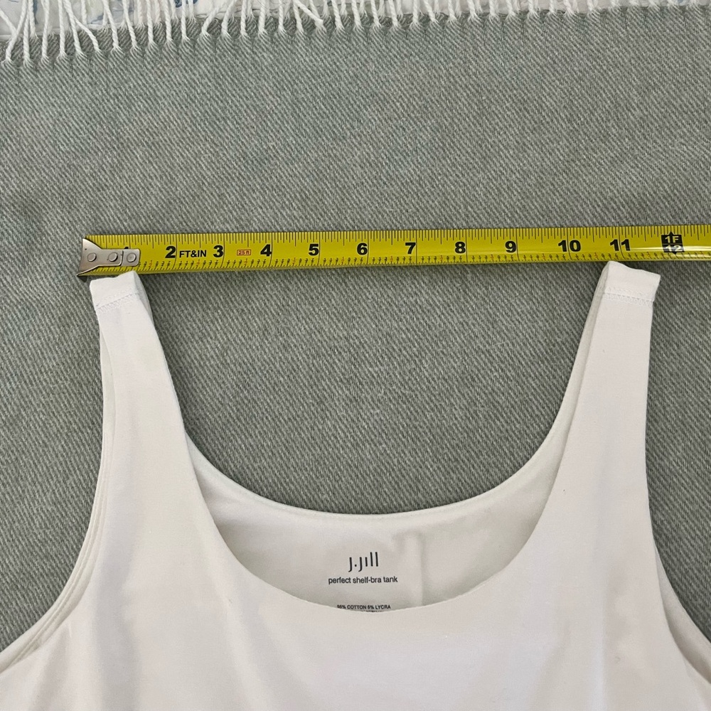 J.JILL Small white cotton tank top with built in shelf bra VGC - Picture 4 of 7